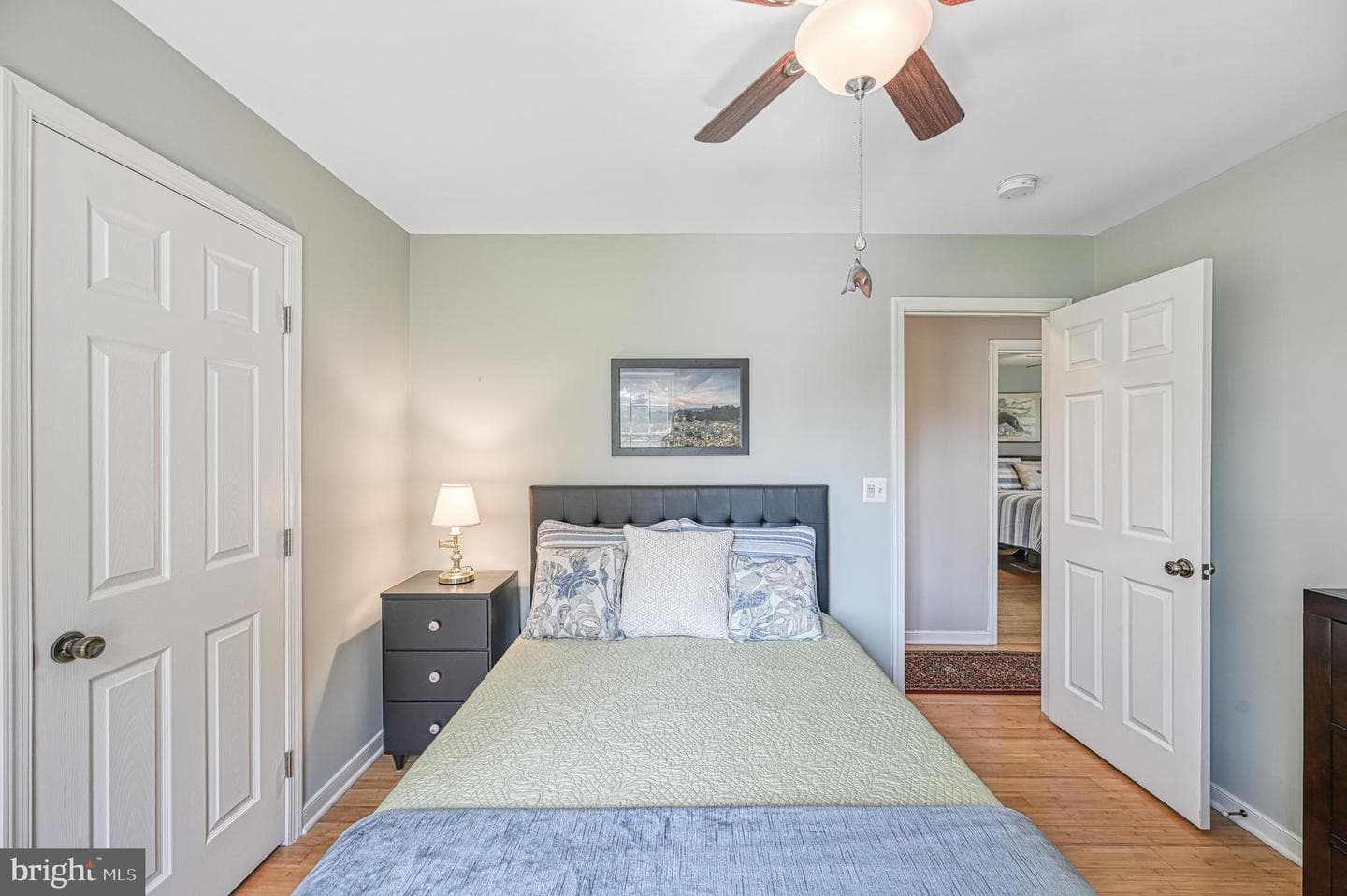 193 Mountain View photo 17