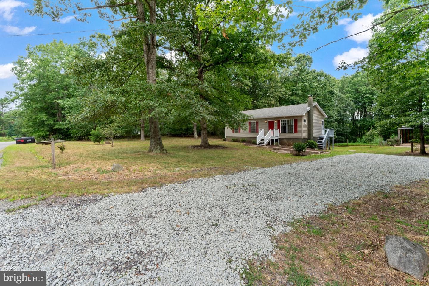 1543 Vawter Corner Road photo 2