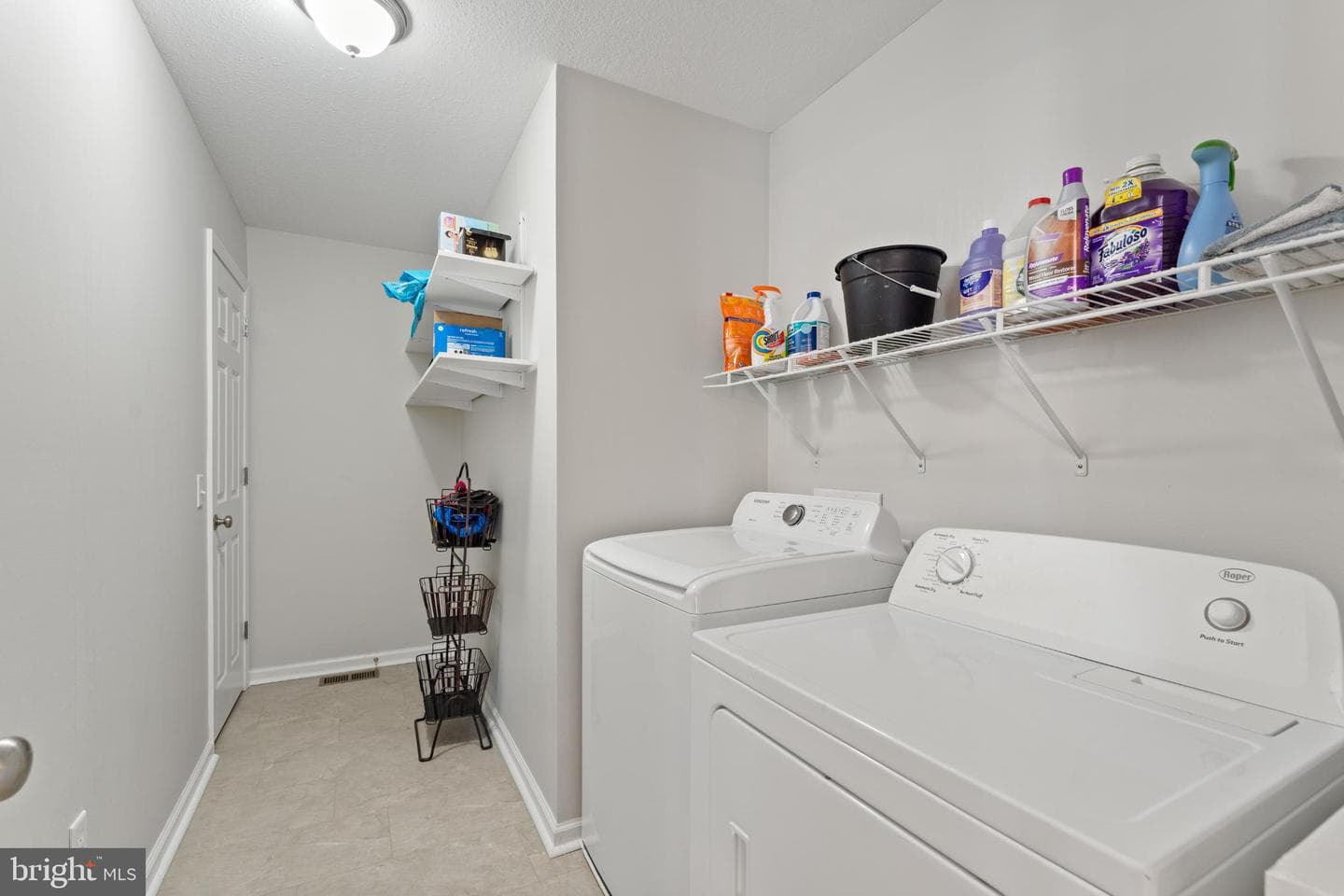 224 Derby Lane photo 30