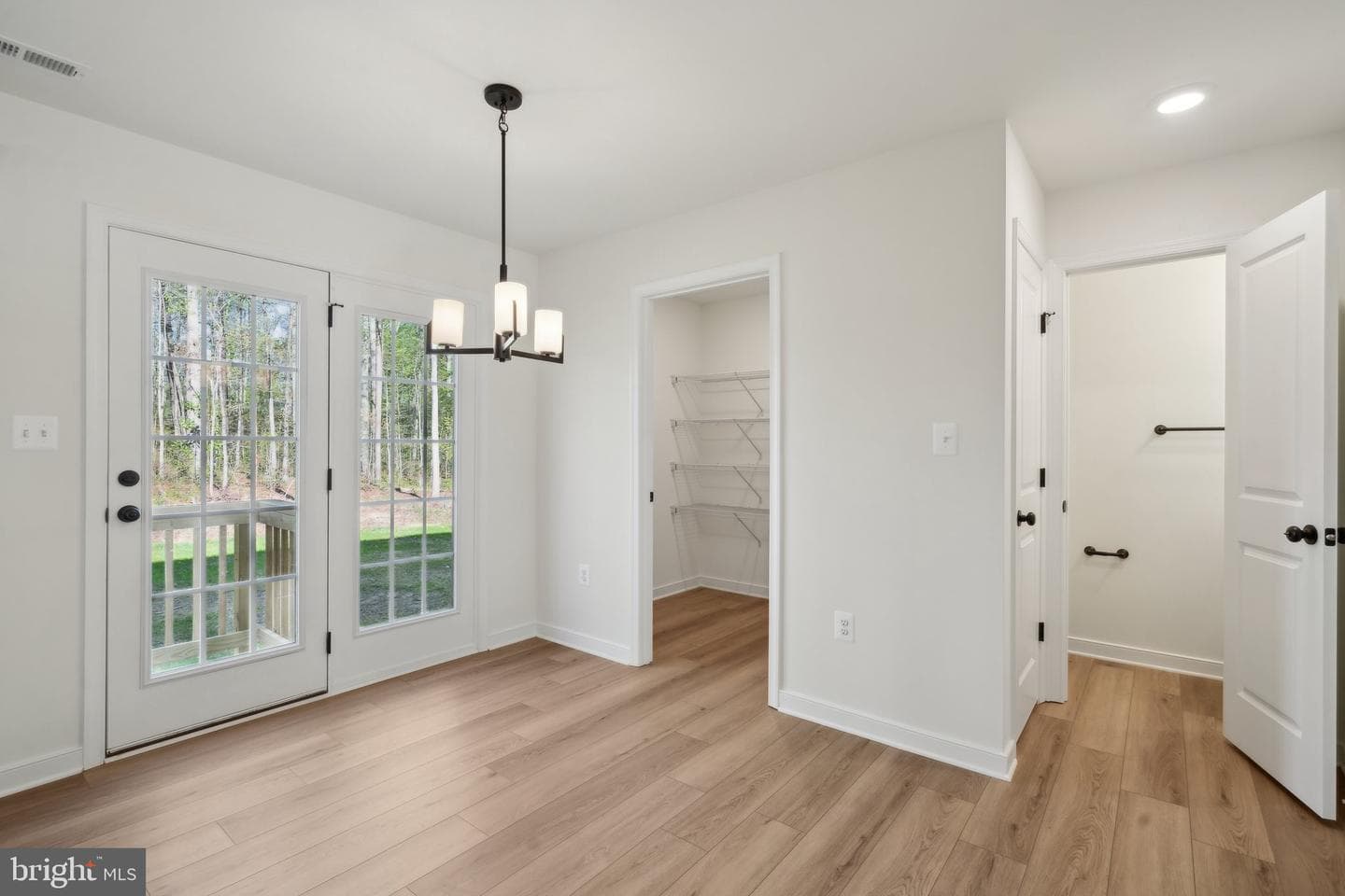 407 Richmond Avenue photo 19