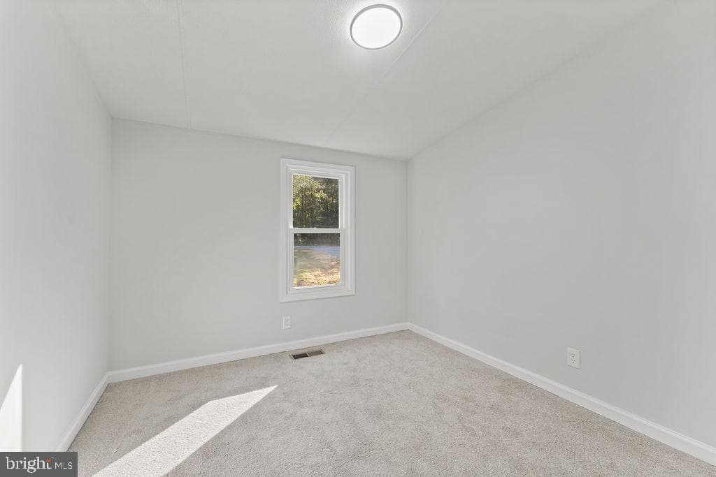 1301 Vawter Corner Road photo 17