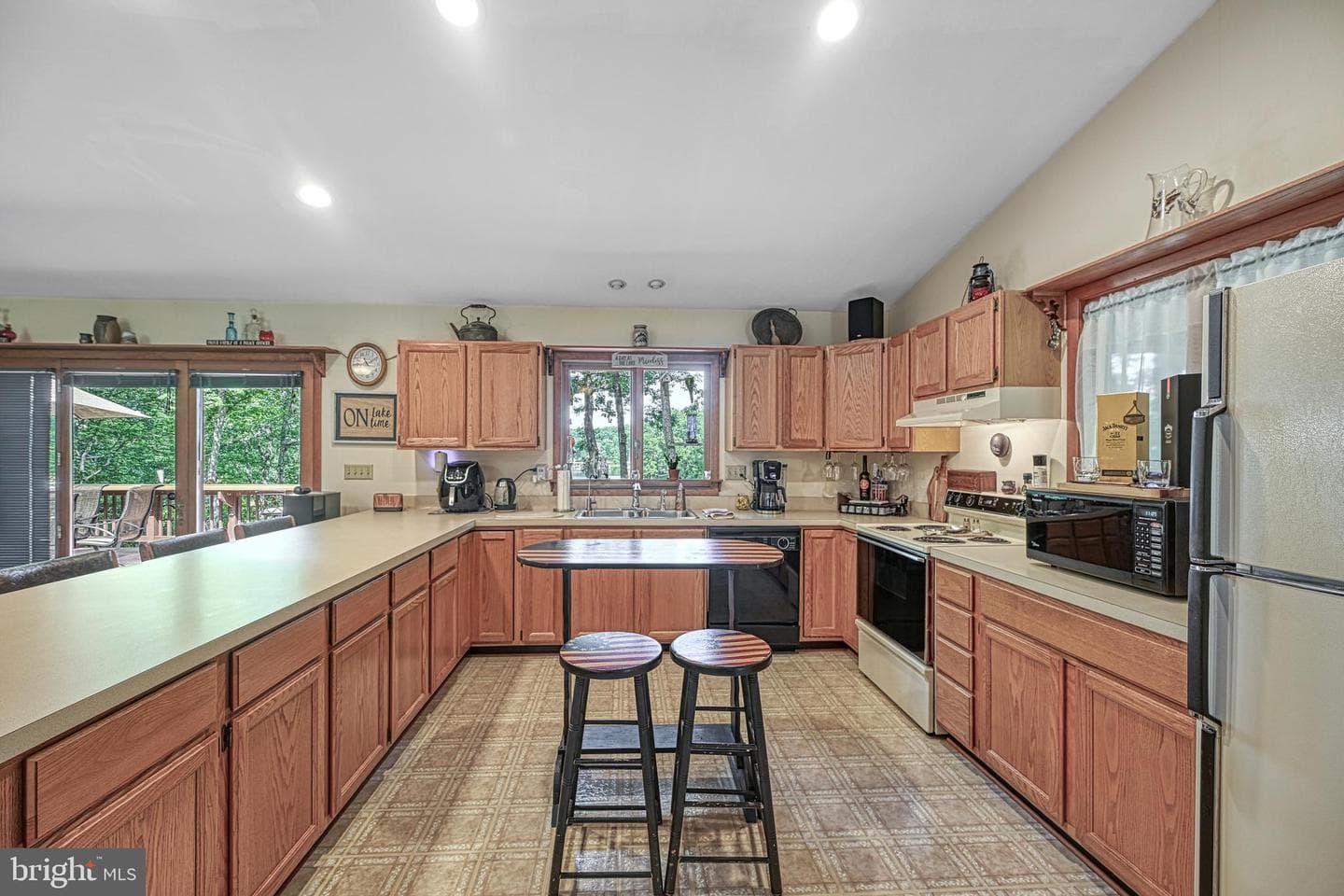 958 Pine Harbour photo 38