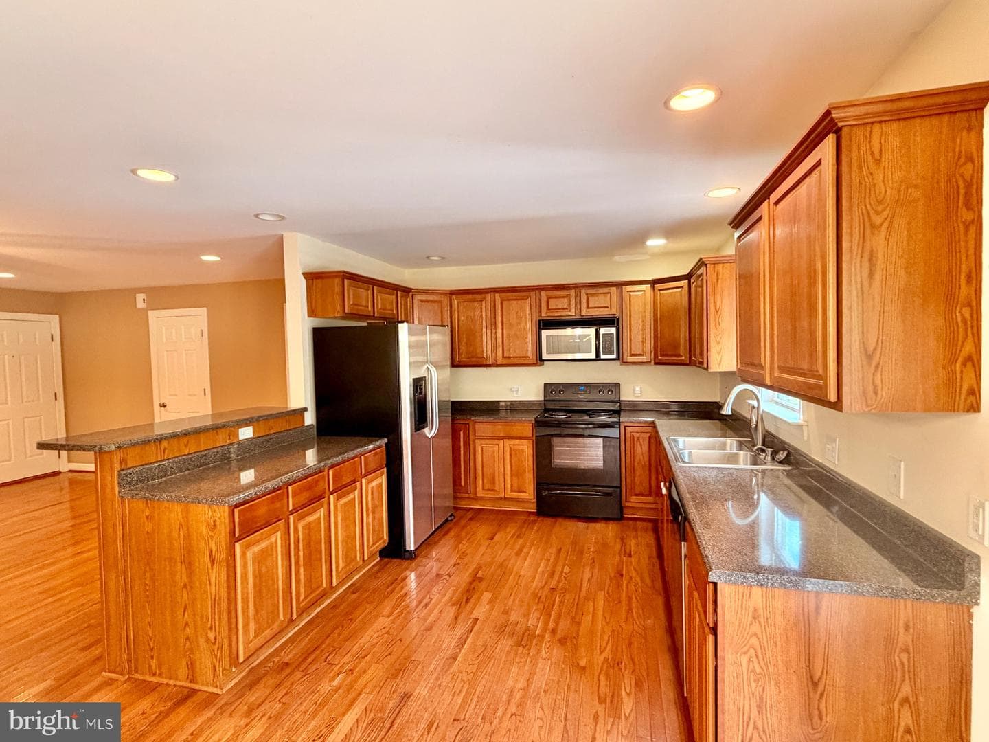 804 Chestnut Avenue photo 8