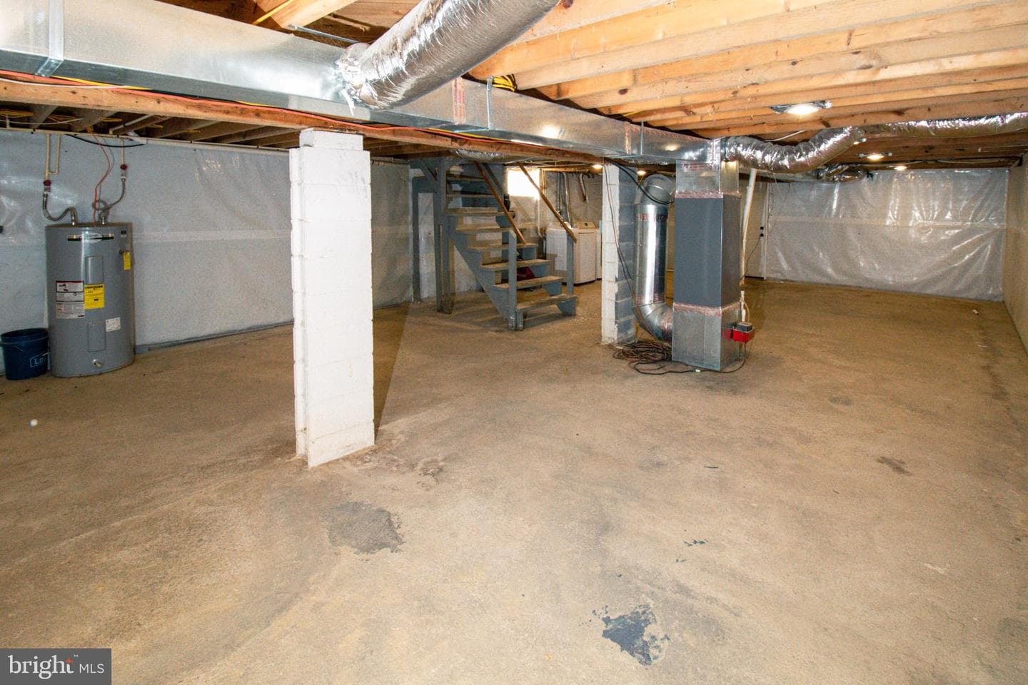203 W Eighth Street photo 20
