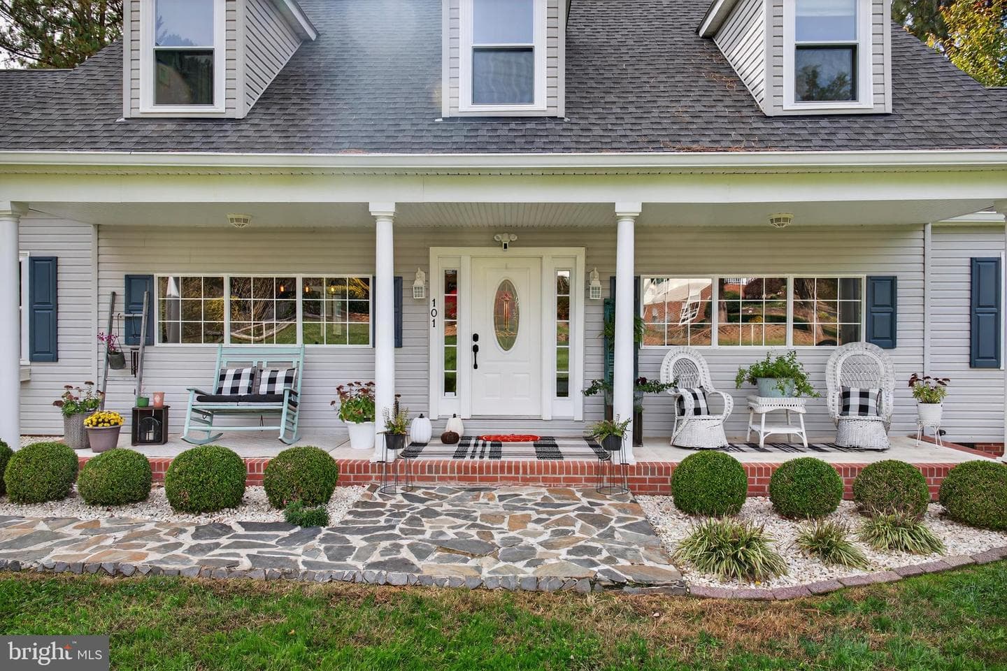 101 Barnstormer Circle photo 6