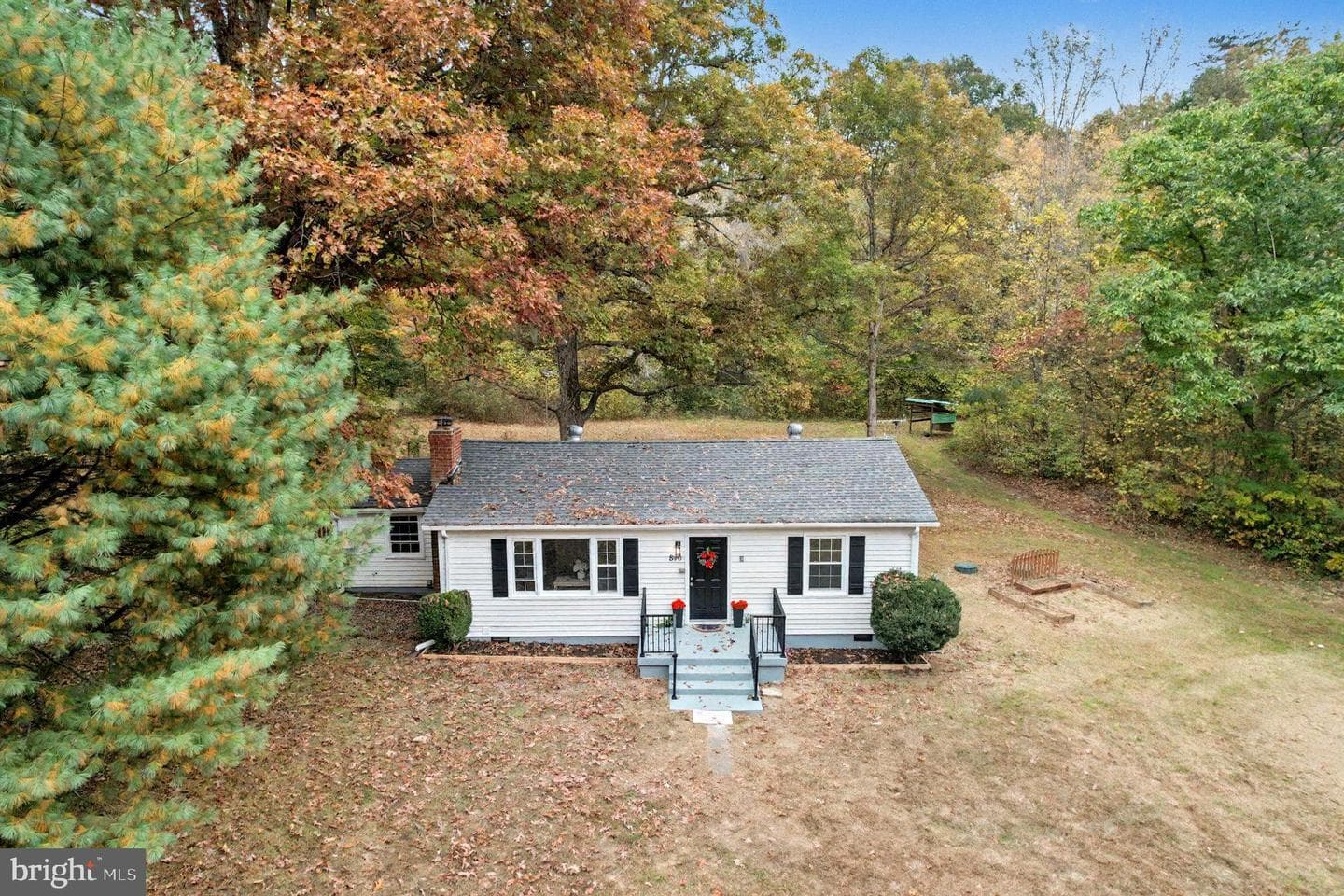 846 Borden Road photo 1