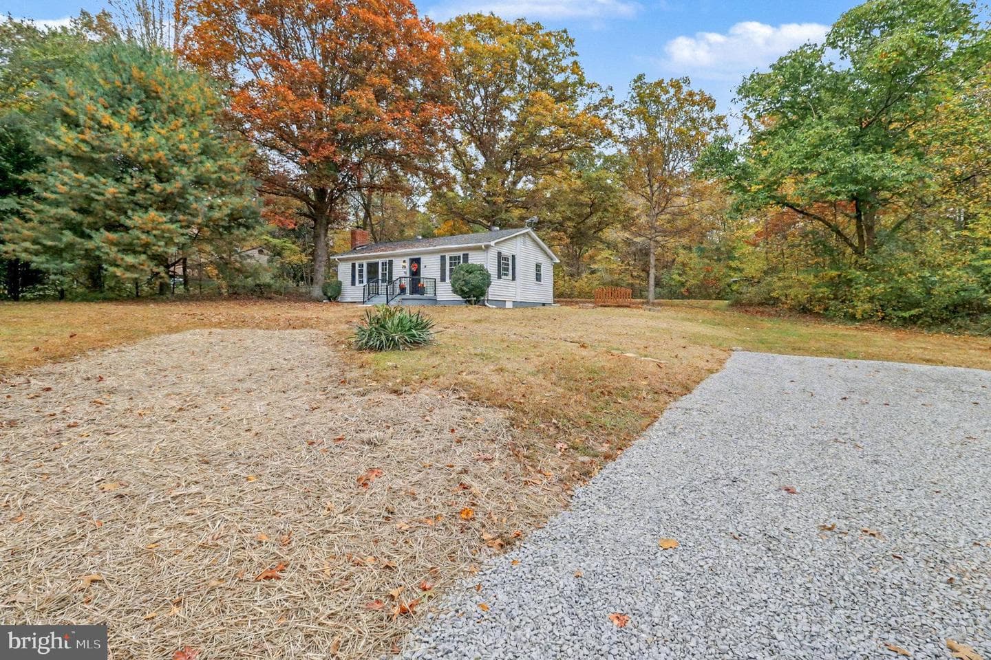 846 Borden Road photo 3