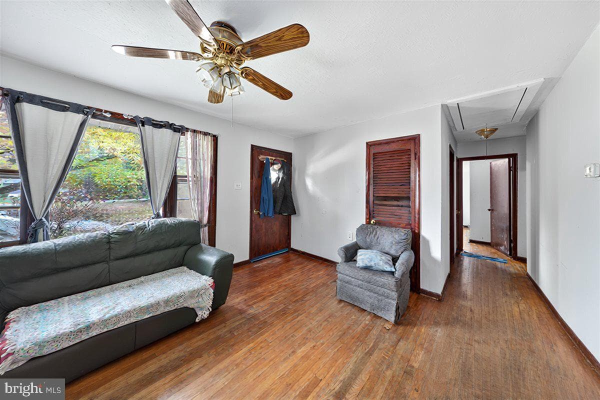 185 Smith Road photo 3