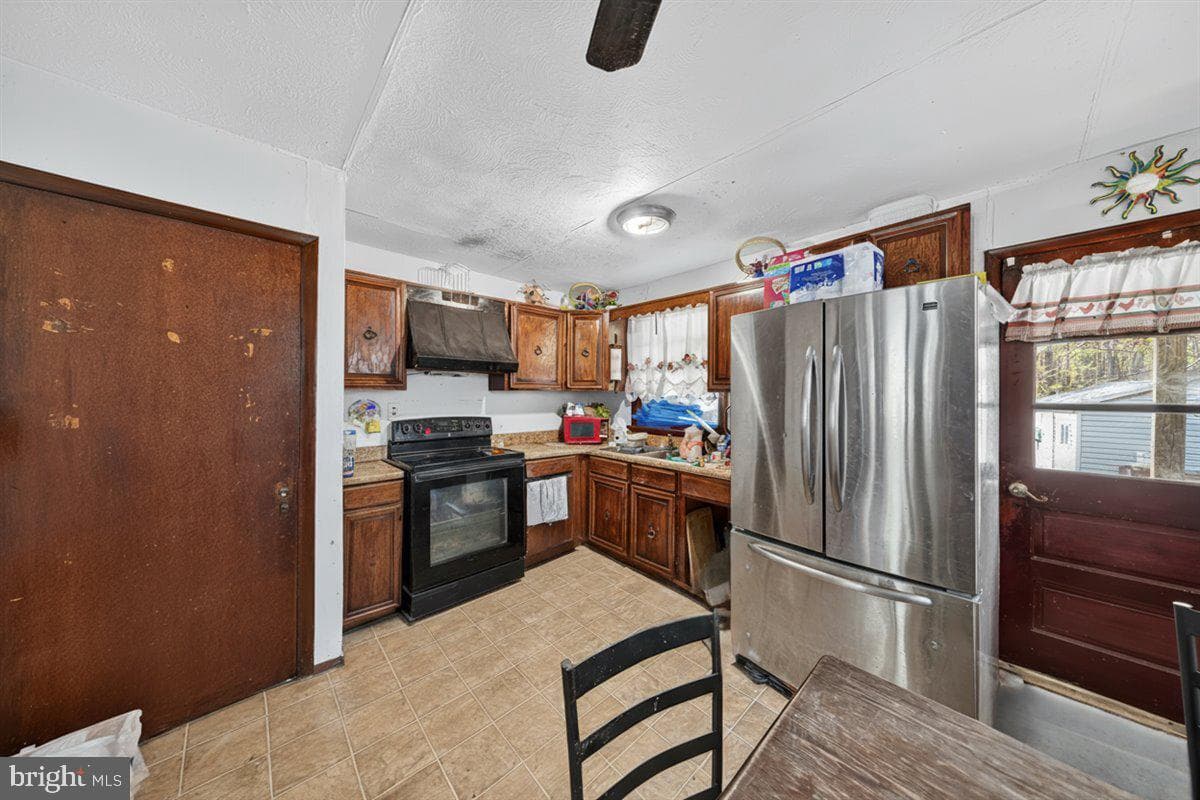 185 Smith Road photo 5