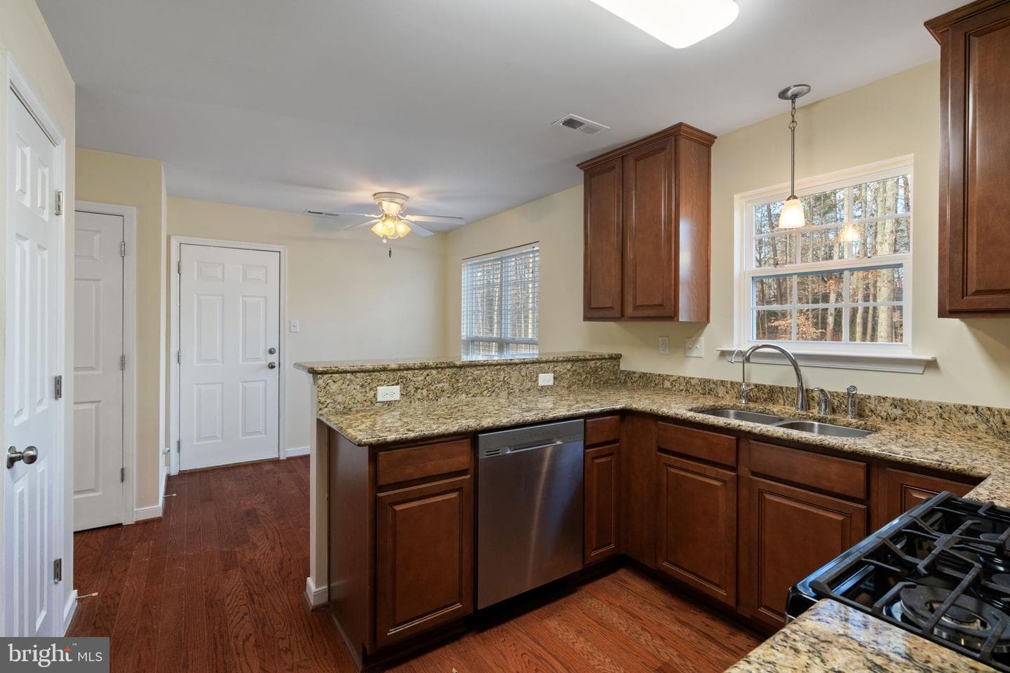182 Hunt Haven photo 6