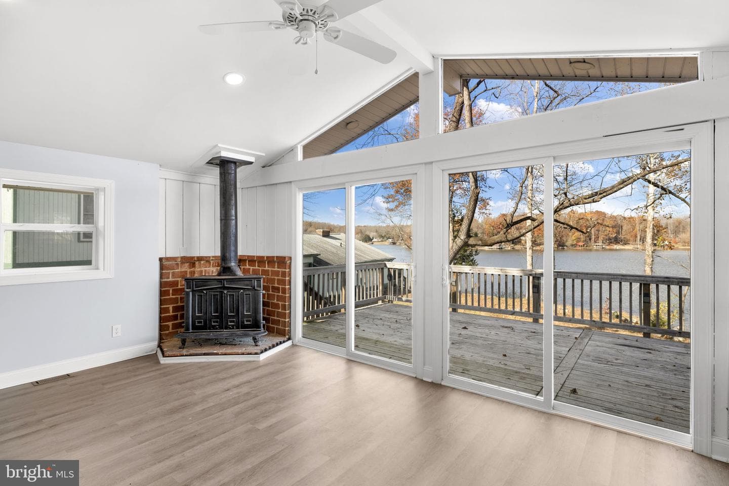 1262 S Lakeshore Drive photo 15