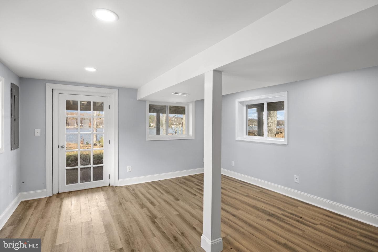 1262 S Lakeshore Drive photo 23