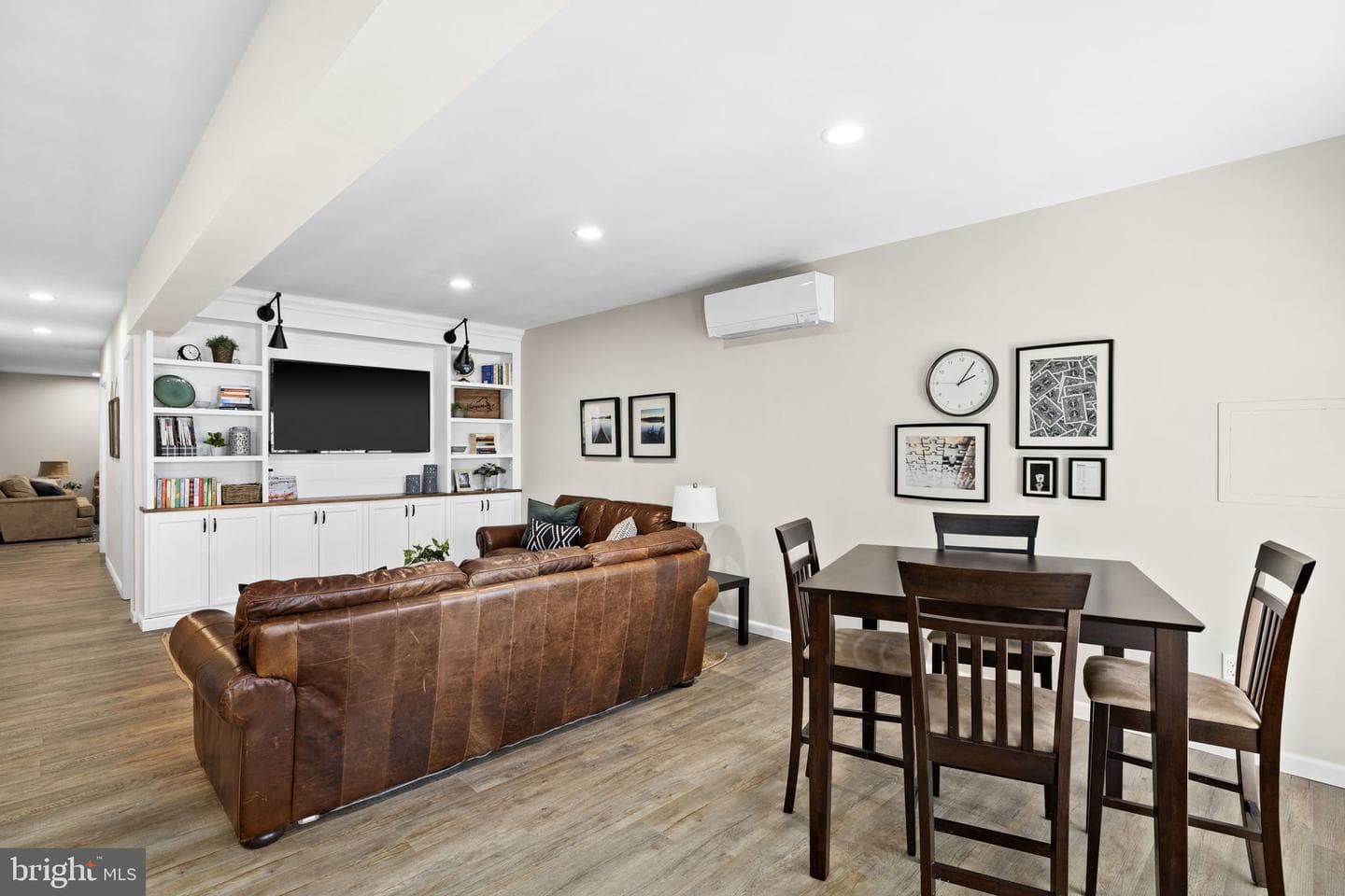 14 Oak Road photo 47