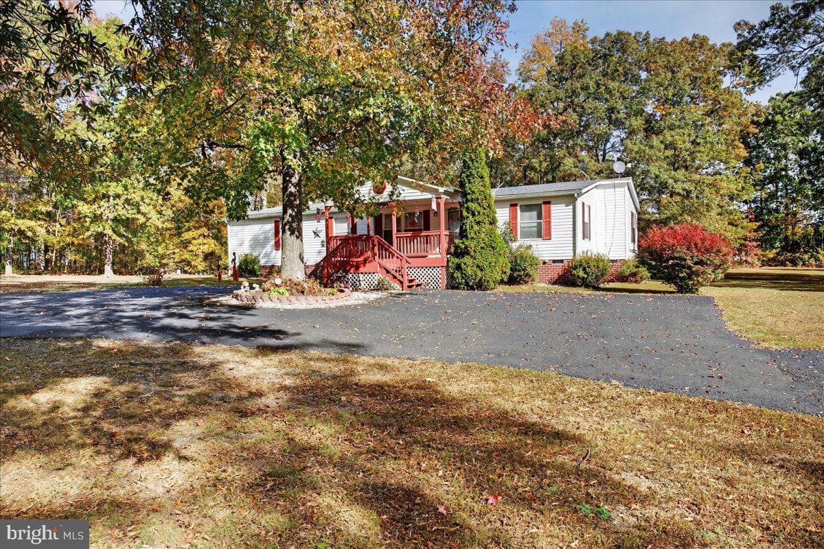 220 Chalklevel Road photo 14