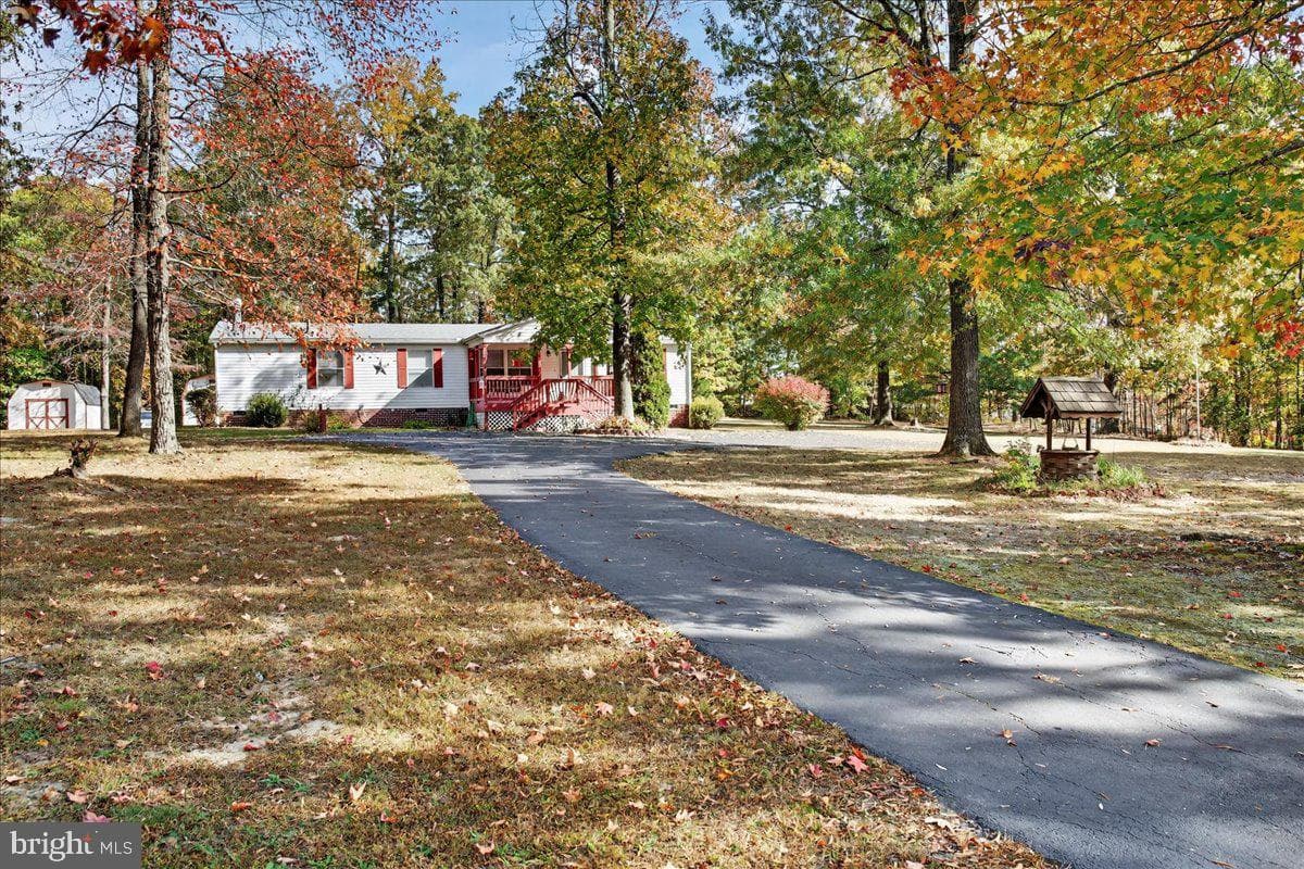 220 Chalklevel Road photo 16