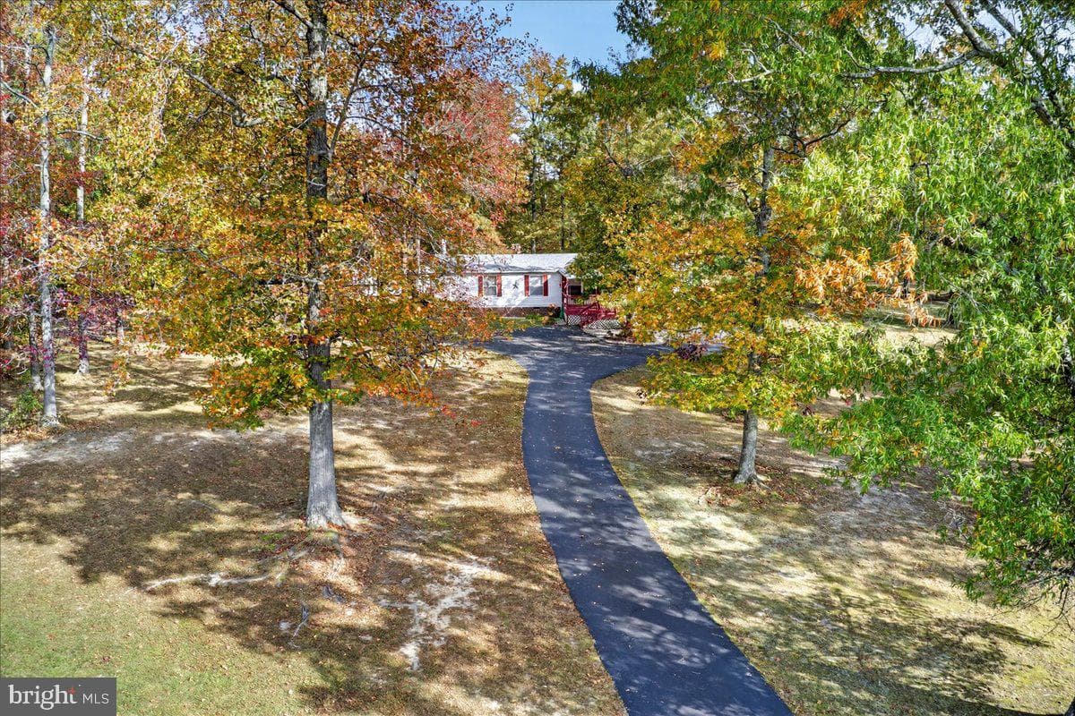 220 Chalklevel Road photo 19
