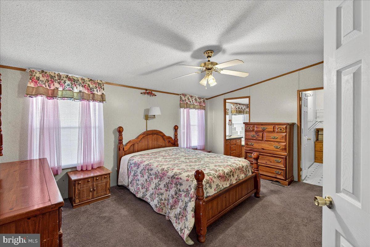220 Chalklevel Road photo 29
