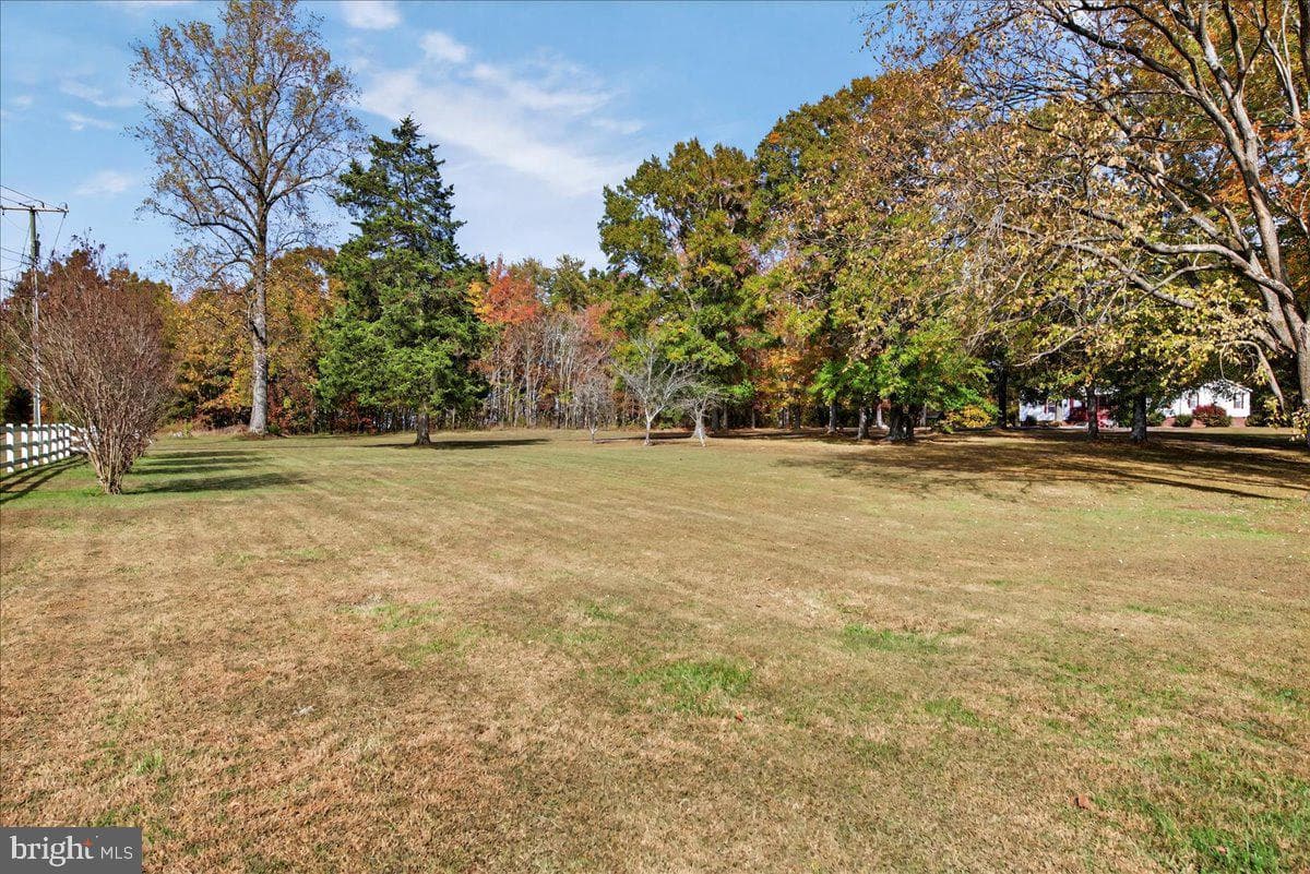220 Chalklevel Road photo 5