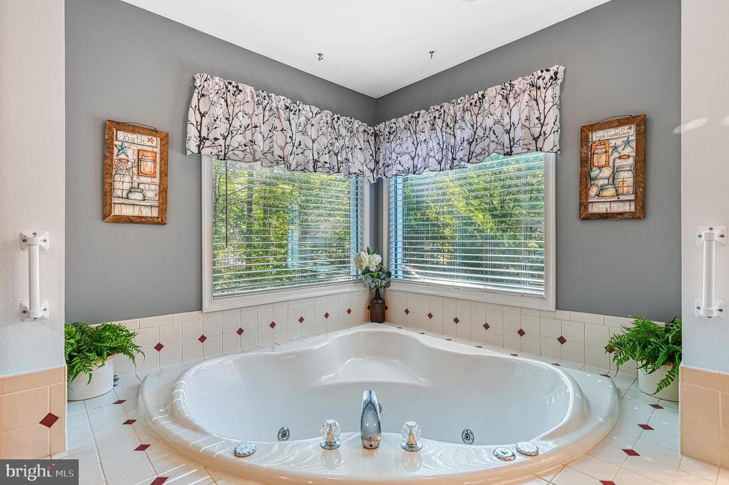 1270 Kennon Road photo 29
