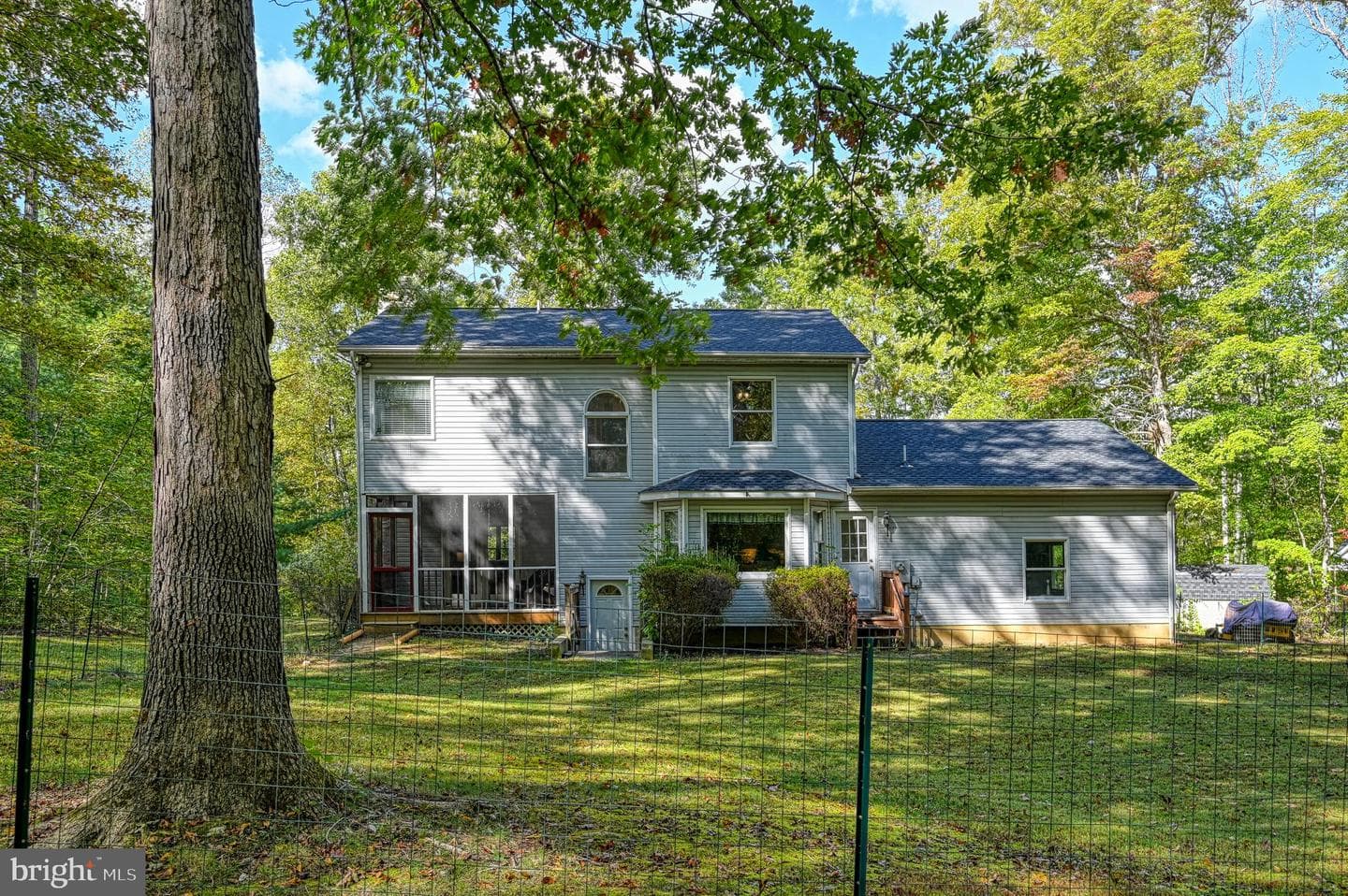 1270 Kennon Road photo 6