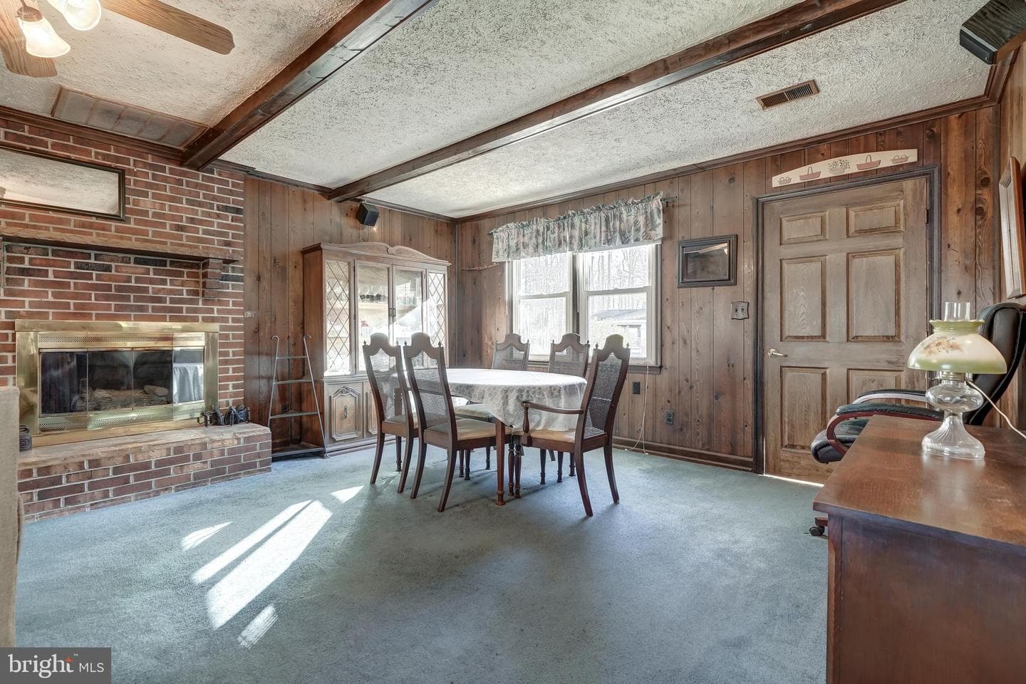 209 Walnut Woods Drive photo 20