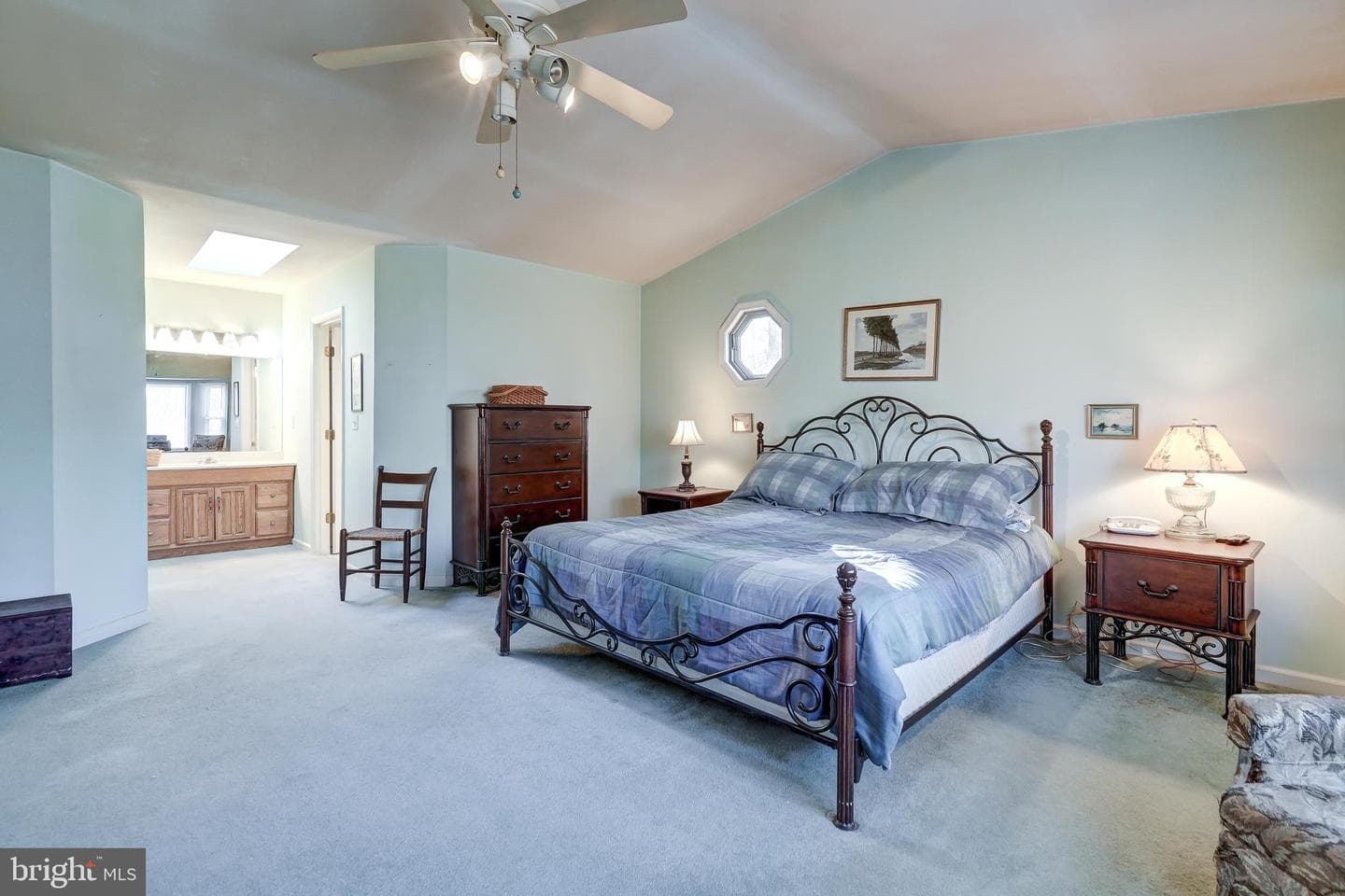 209 Walnut Woods Drive photo 22