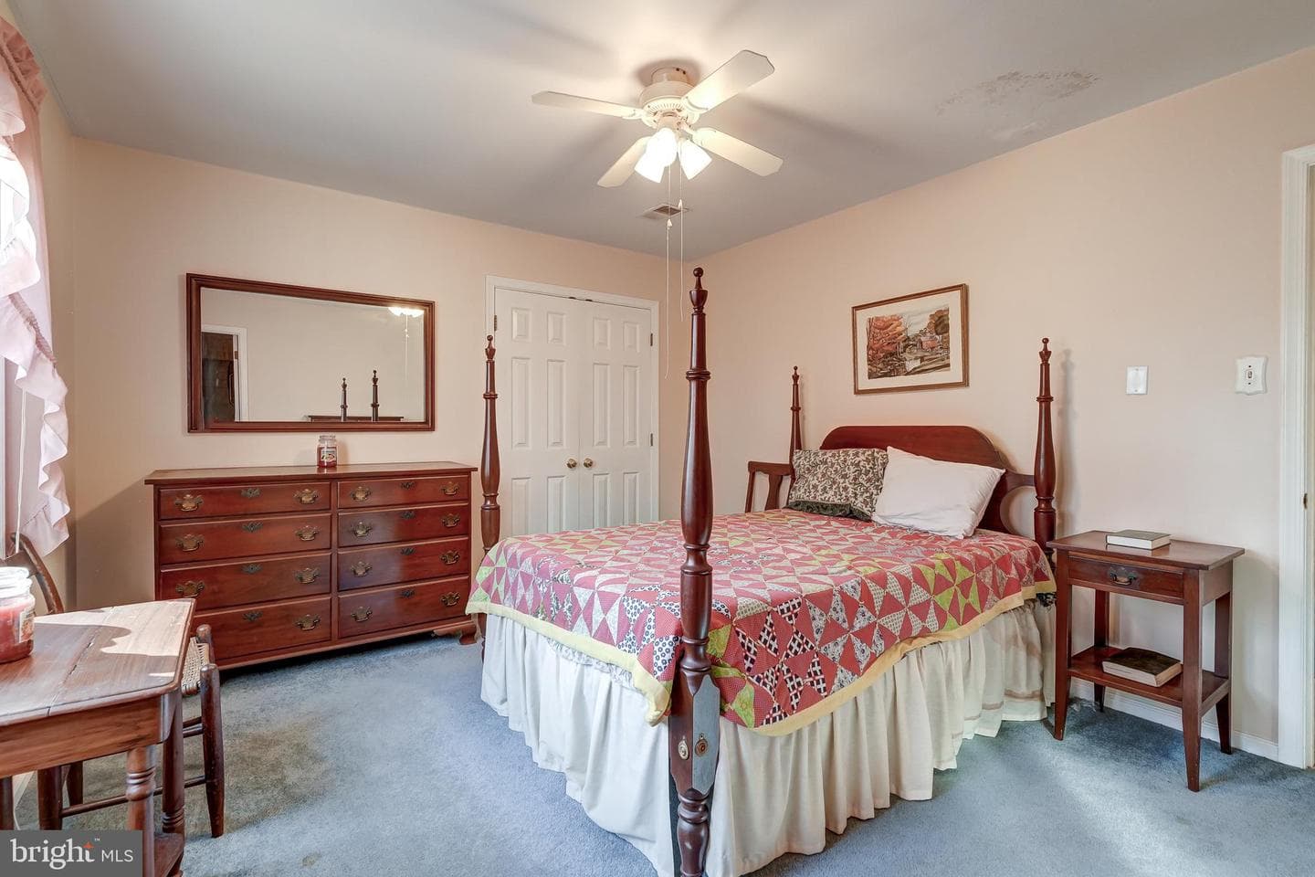 209 Walnut Woods Drive photo 27
