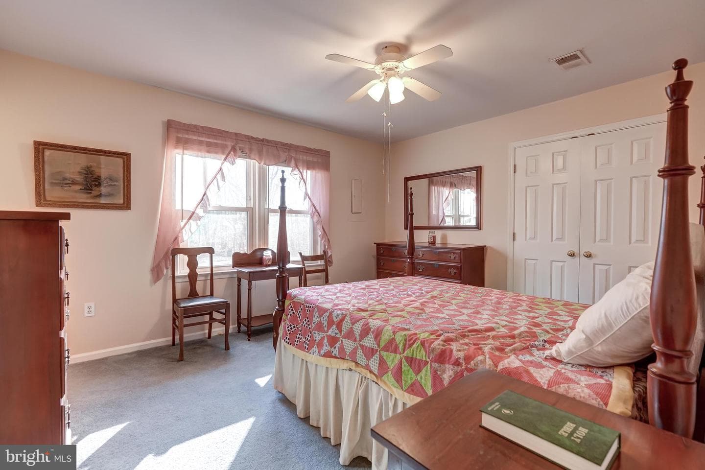 209 Walnut Woods Drive photo 29