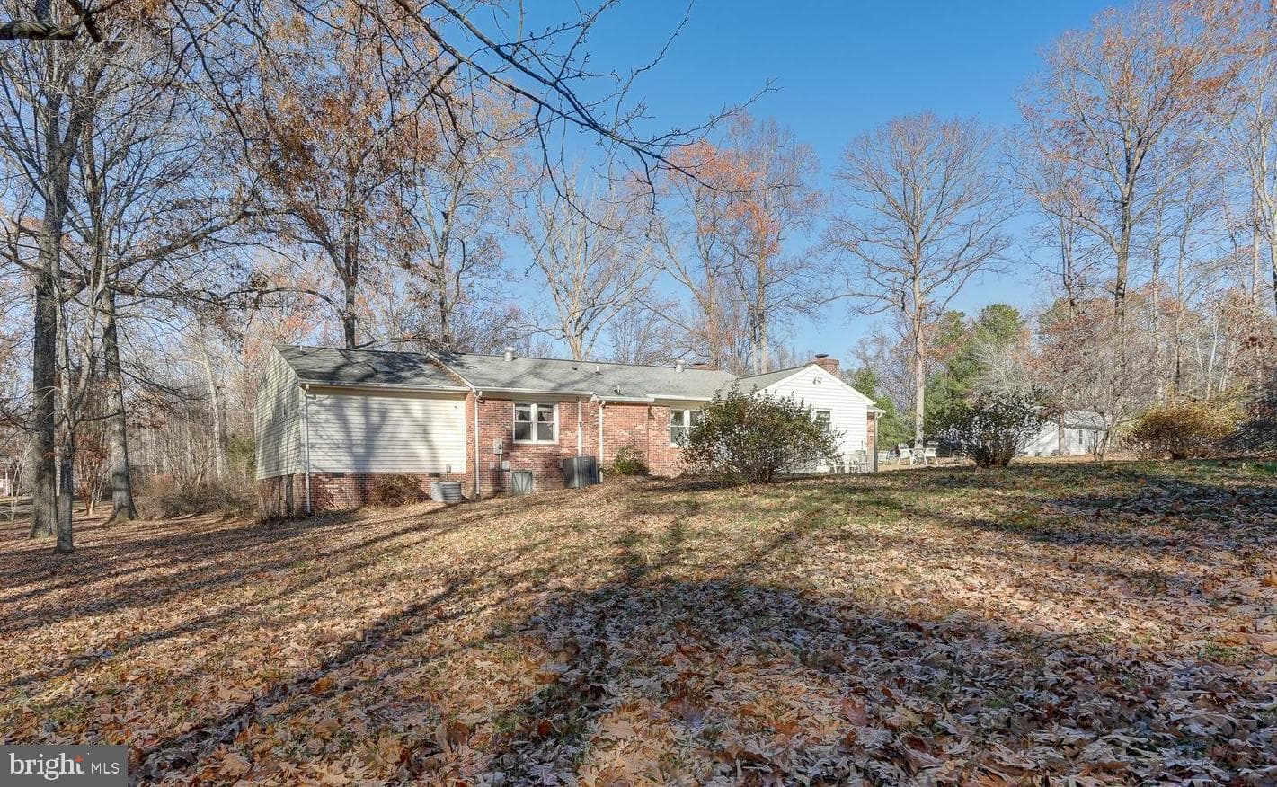 209 Walnut Woods Drive photo 36