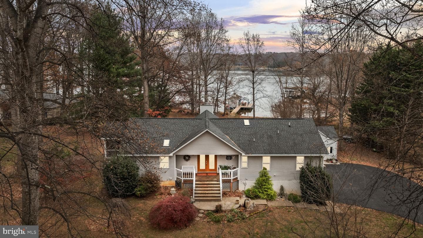 778 Overton Drive photo 2