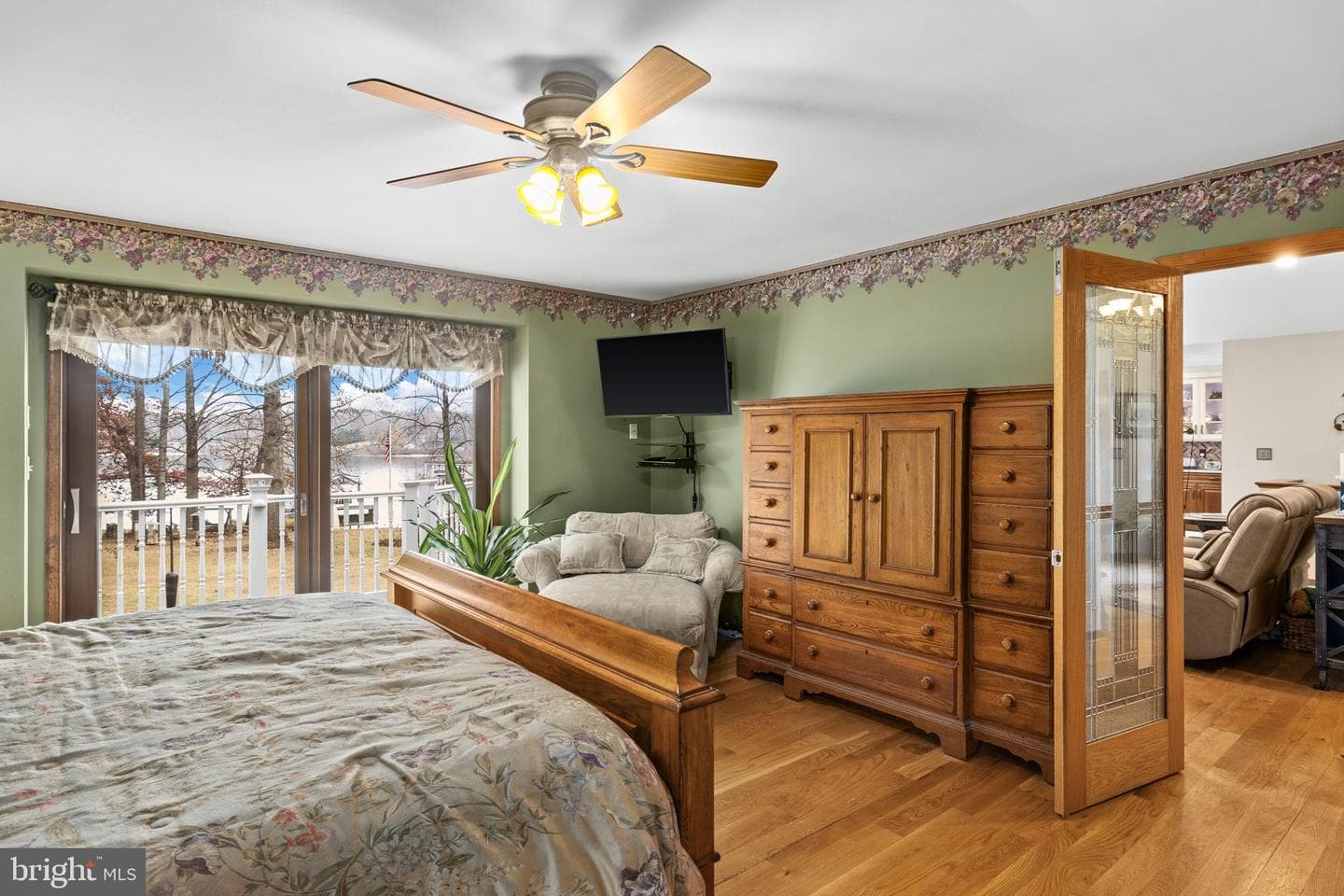 778 Overton Drive photo 35
