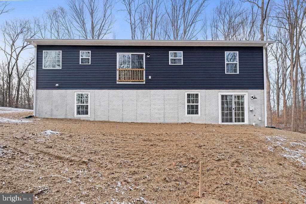 145 Everett Lane photo 51