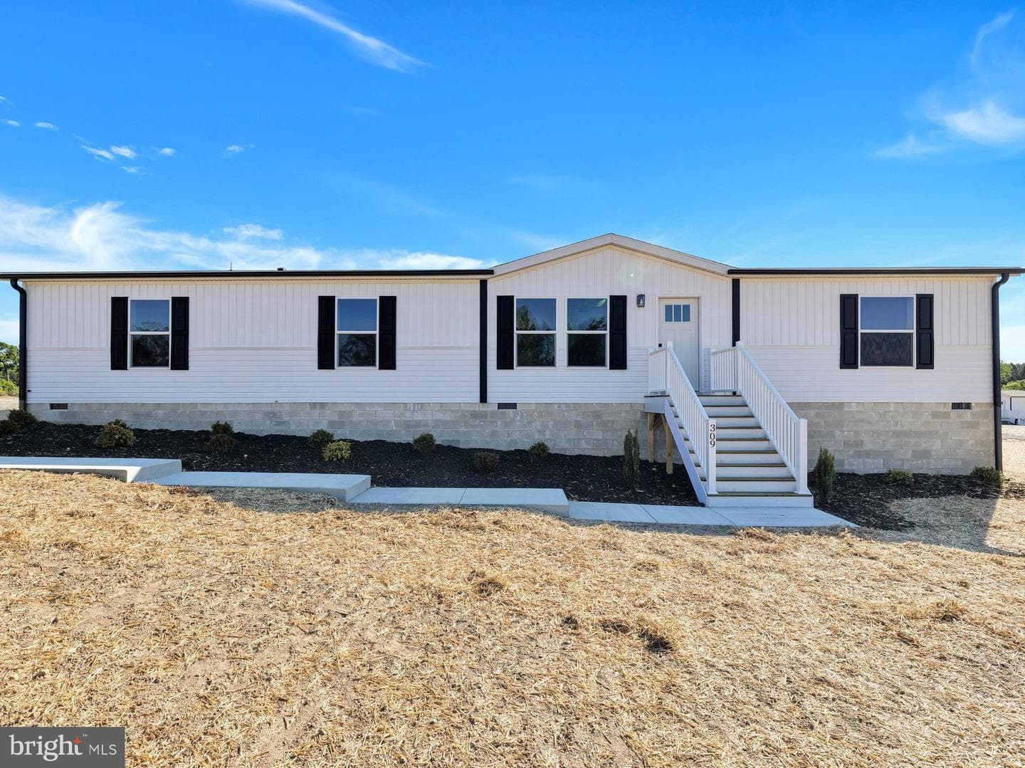 309 Moorefield Road photo 4