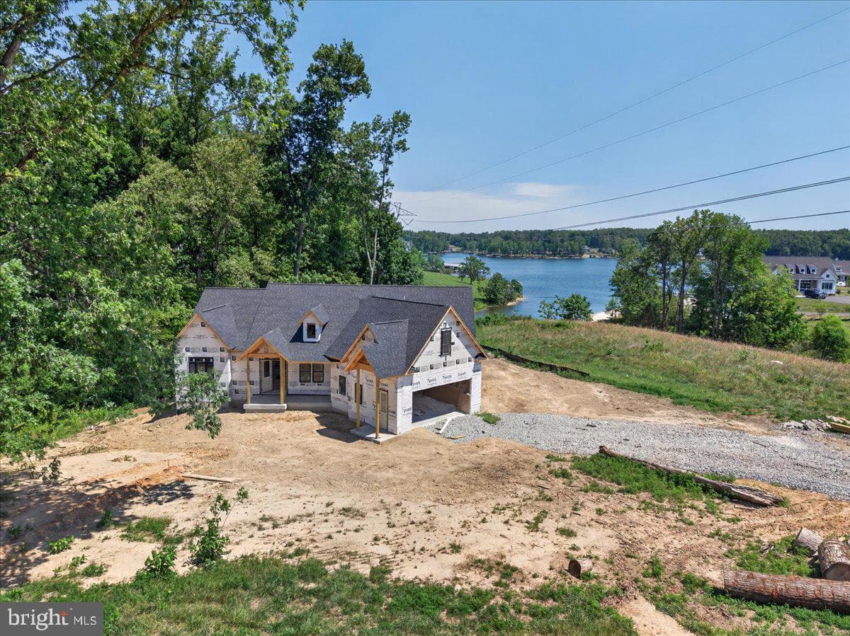 208 Anderson Way photo 6