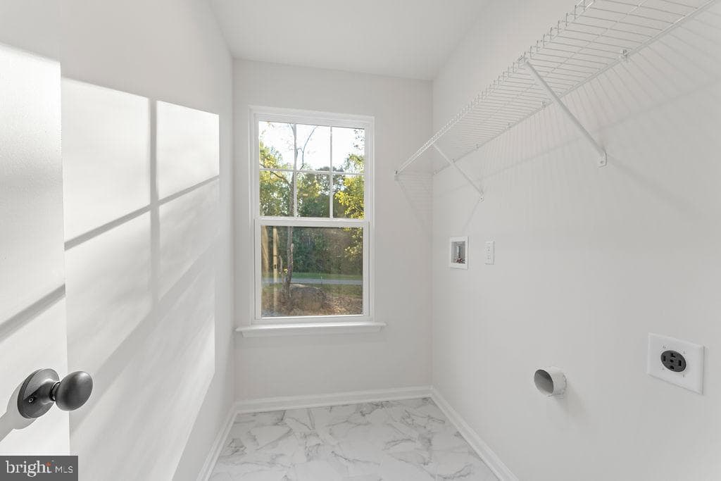 546 Paddock Lane photo 31