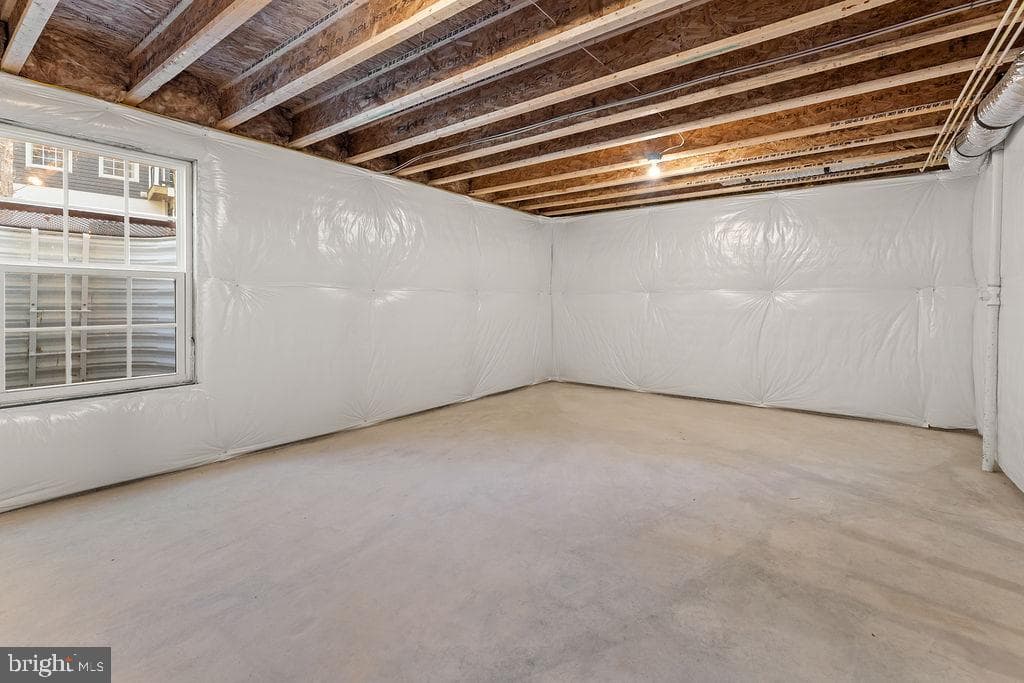 546 Paddock Lane photo 38