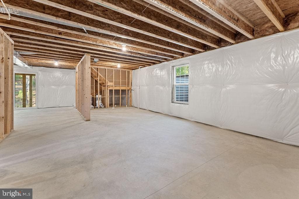 546 Paddock Lane photo 39