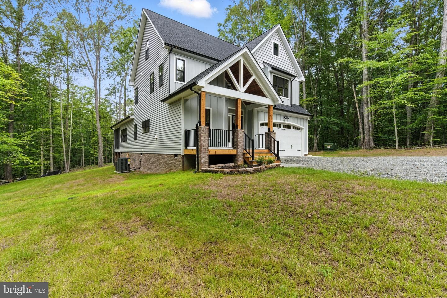 315 Erin Lane photo 4