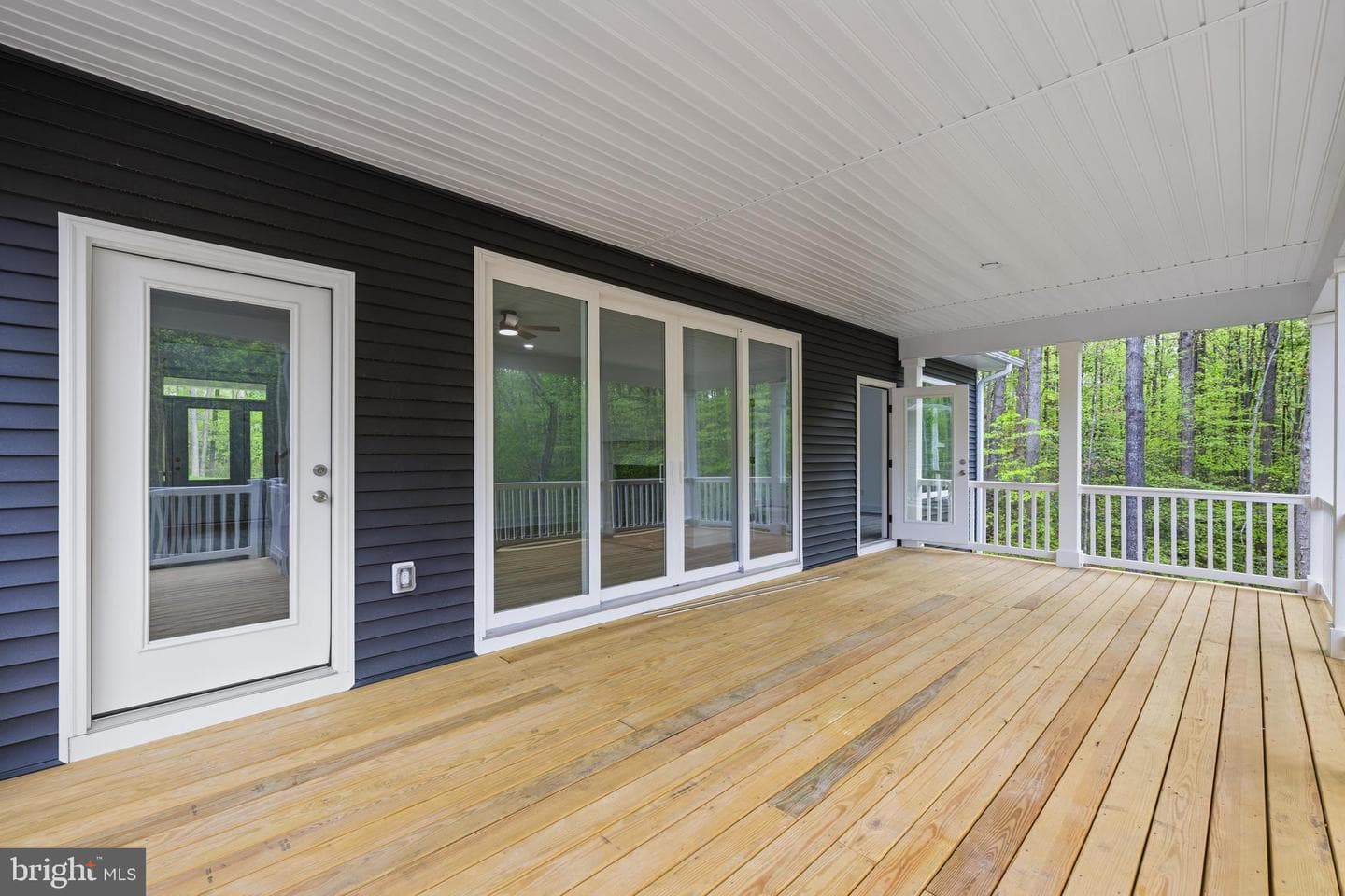 515 Noahs Landing Drive photo 11