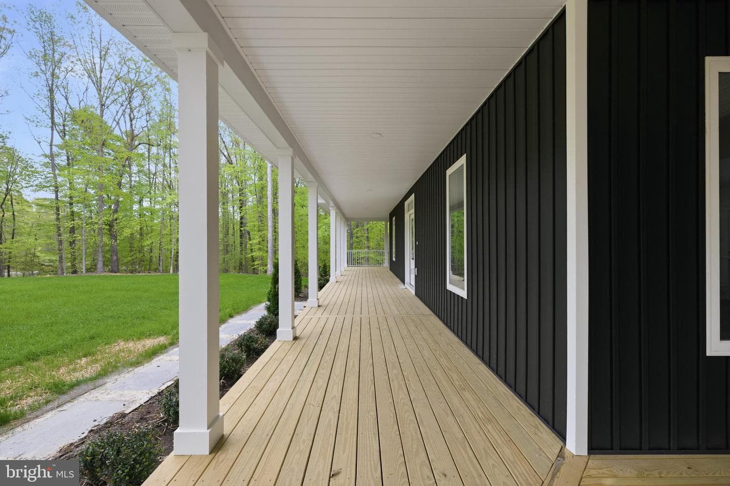 515 Noahs Landing Drive photo 13