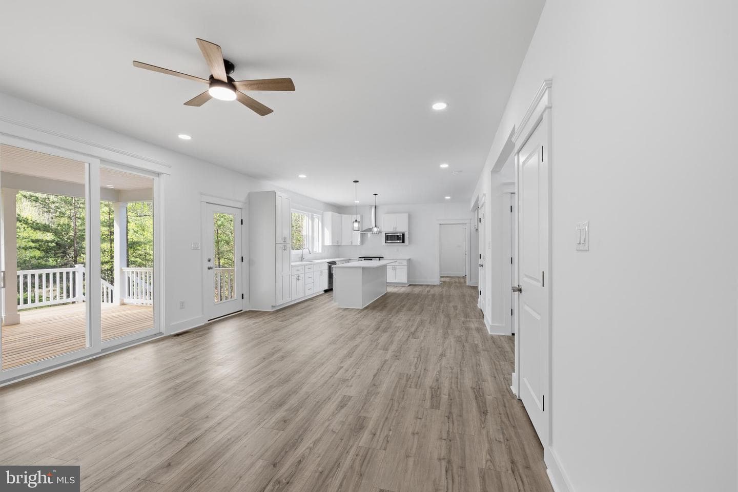 515 Noahs Landing Drive photo 25