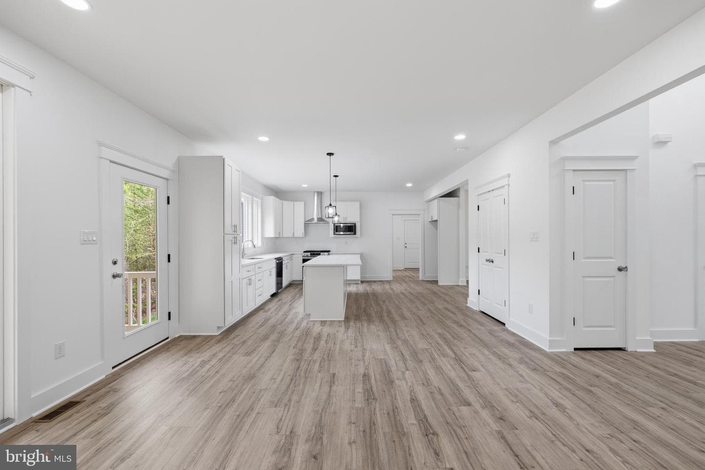 515 Noahs Landing Drive photo 26
