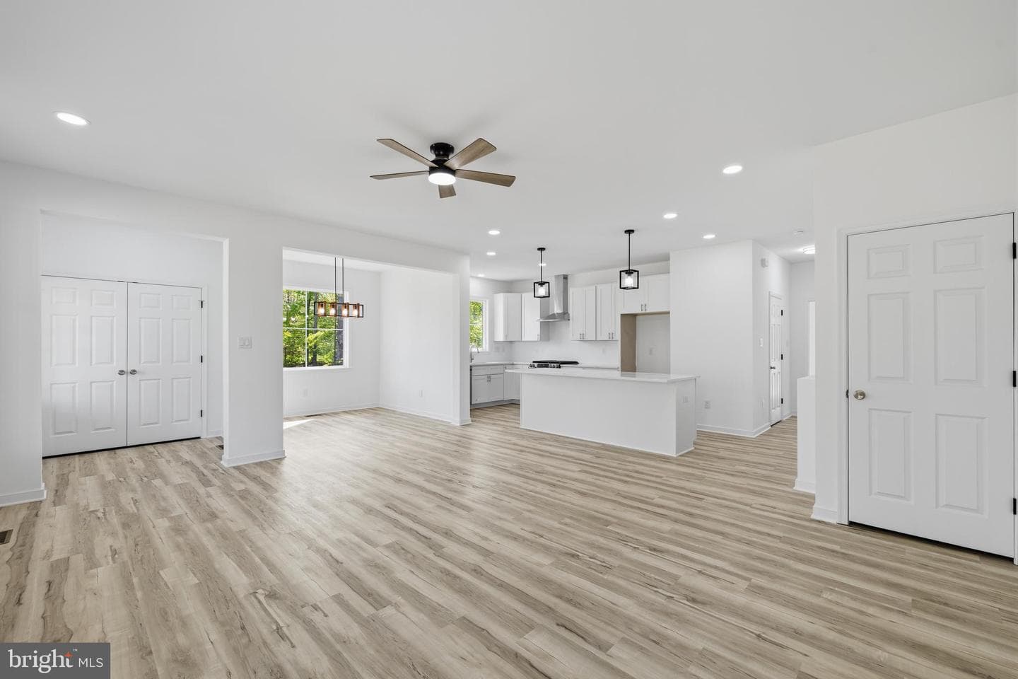 639 Noahs Landing Drive photo 18