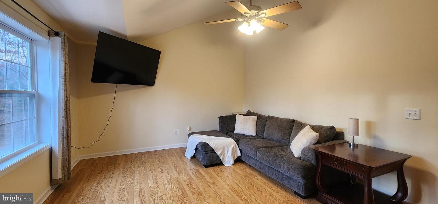 195 Shannon Glen Drive photo 22