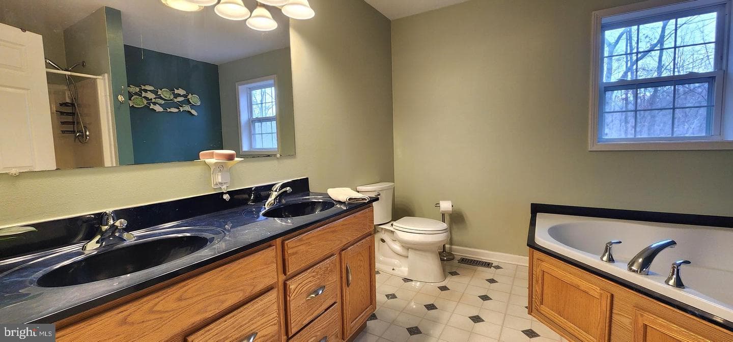 195 Shannon Glen Drive photo 35