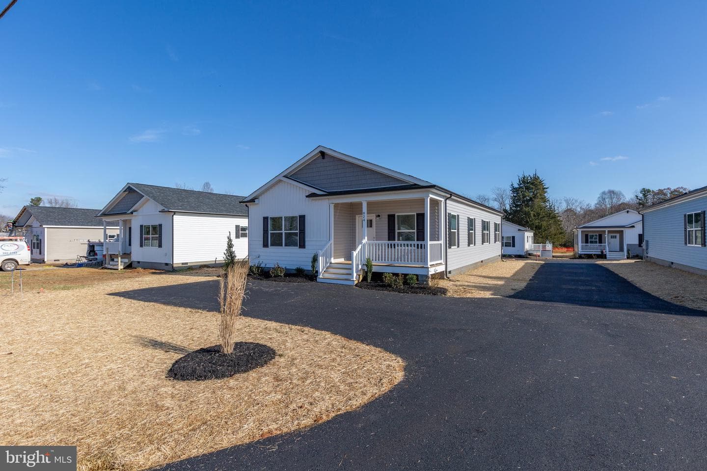 824 Mineral Avenue, Mineral