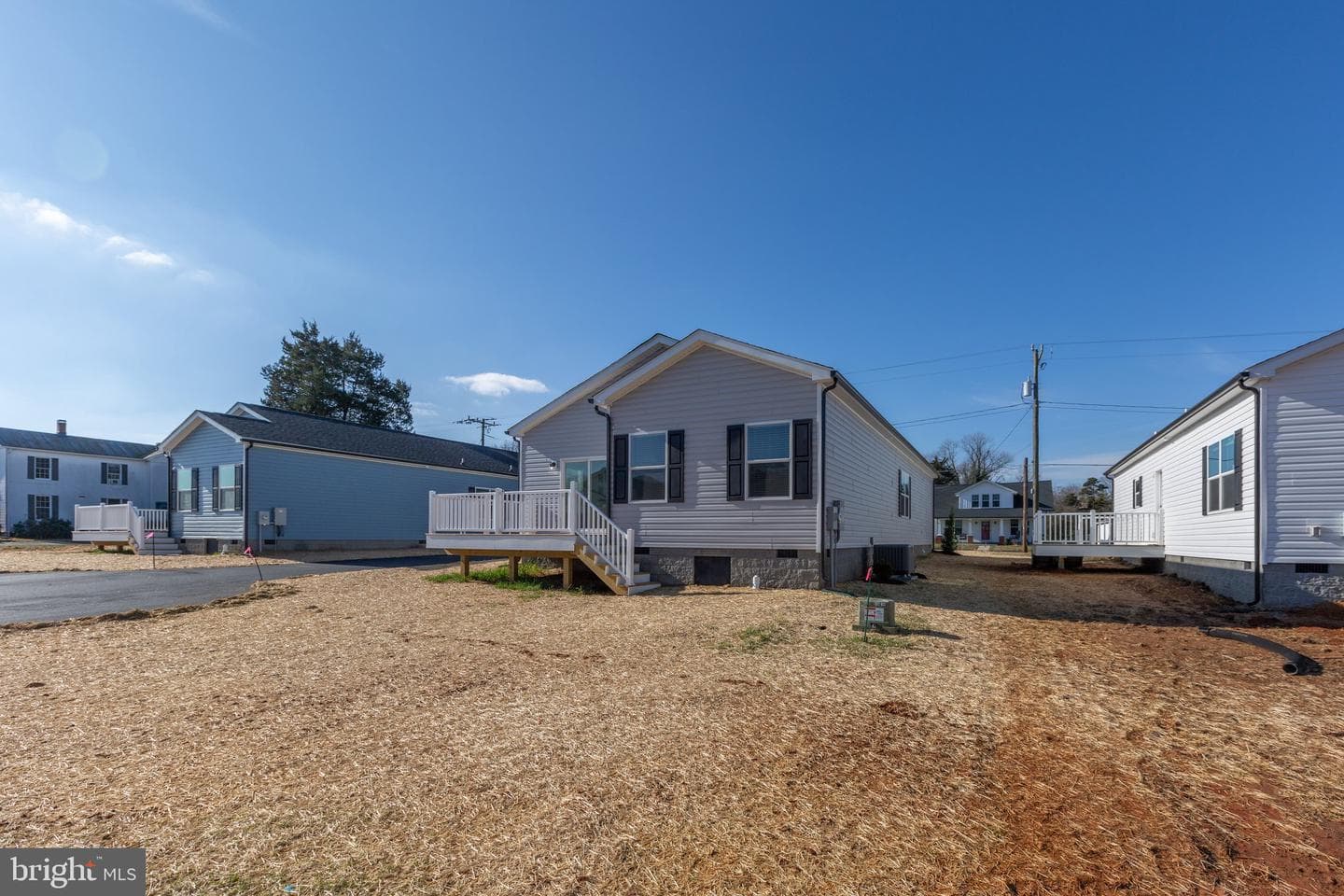 824 Mineral Avenue photo 36