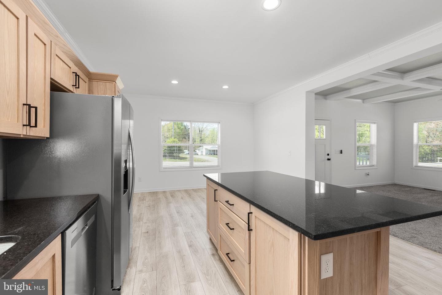 818 Mineral Avenue photo 14