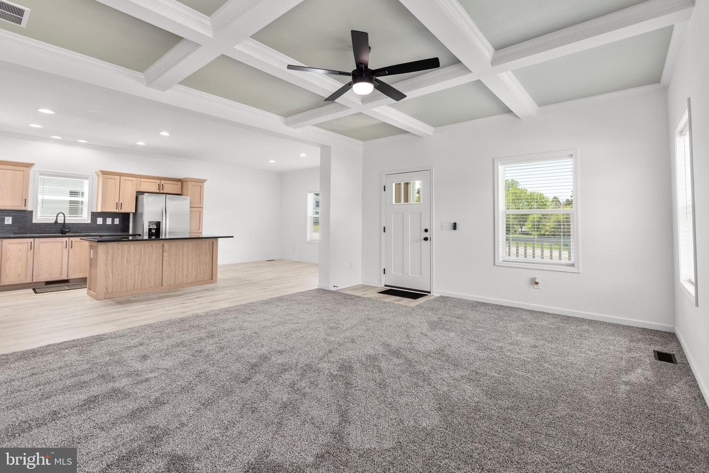 818 Mineral Avenue photo 6