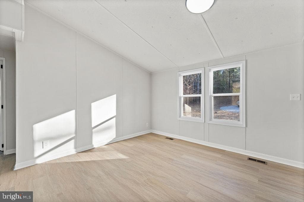 71 White Pine Lane photo 4